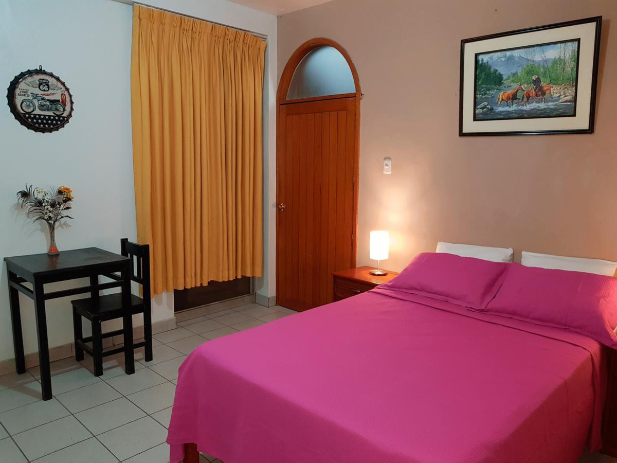 La Casa De Hiro Hotel Tarapoto Exterior photo